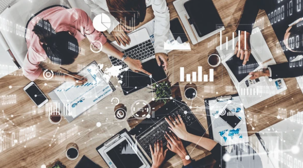 A high-impact, localized digital marketing visualization